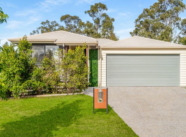 17 Wood Drive, Redbank Plains, Qld 4301