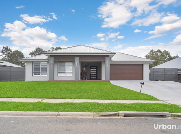 36 Enderle Drive, Lochinvar, NSW 2321