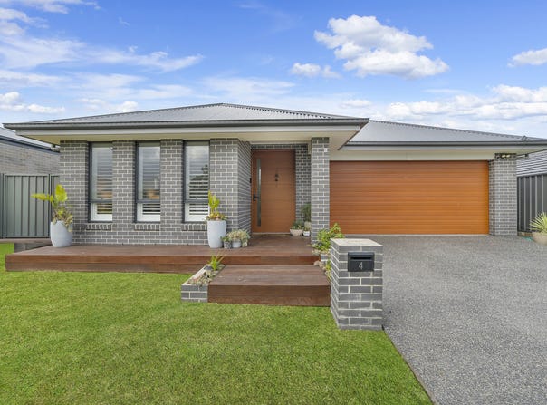 4 Oakvale Street, Cliftleigh, NSW 2321