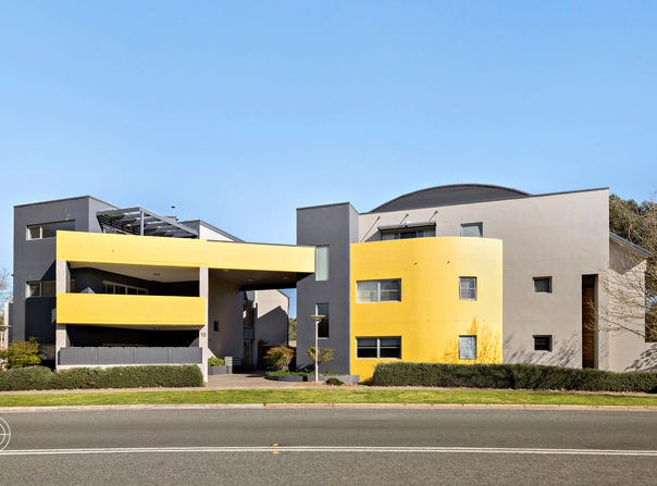 2/15 Strangways Street, Curtin, ACT 2605