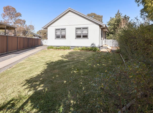 17 Mundle Avenue, Swan Hill, Vic 3585