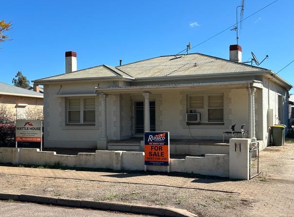 11 Eyre Highway, Kimba, SA 5641
