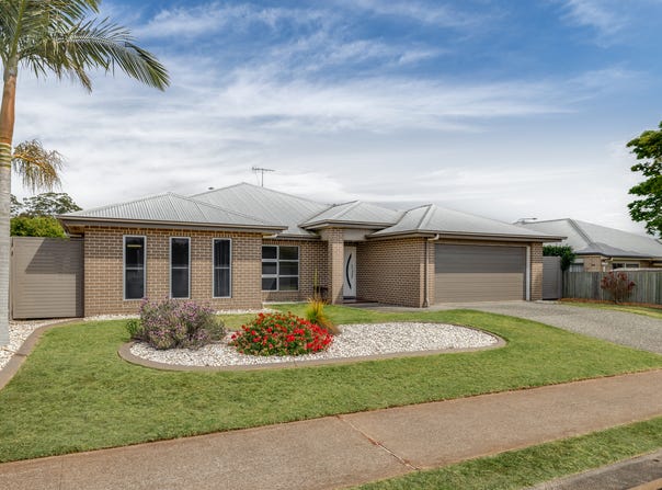 3 Fallon Drive, Middle Ridge, Qld 4350