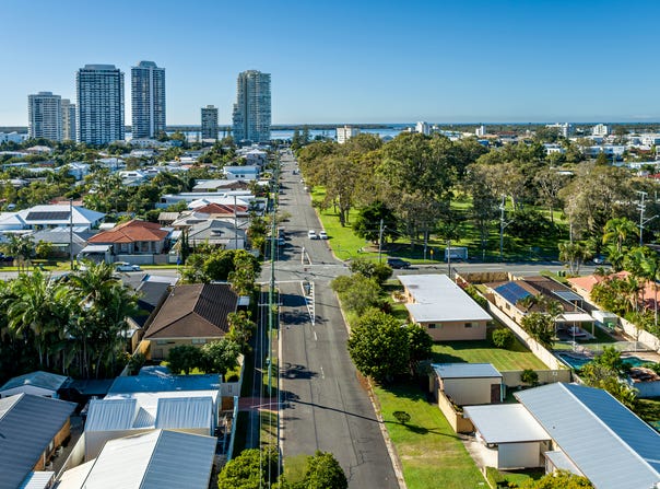 54 Morala Avenue, Runaway Bay, Qld 4216