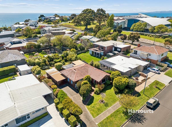 146 Upper George Street, Devonport, Tas 7310