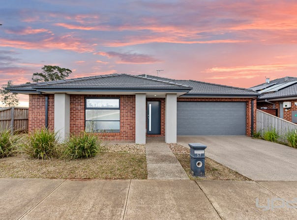 57 Restful Way, Rockbank, Vic 3335