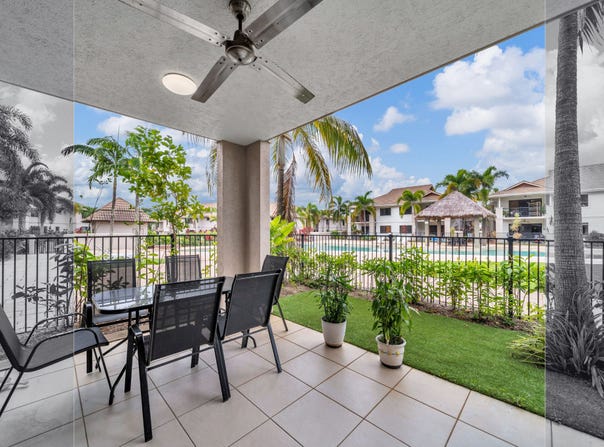 58/1-15 Robson Street, Mooroobool, Qld 4870