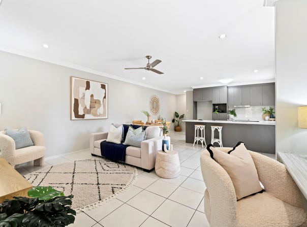 1/9 Solidarity Street, Rasmussen, Qld 4815