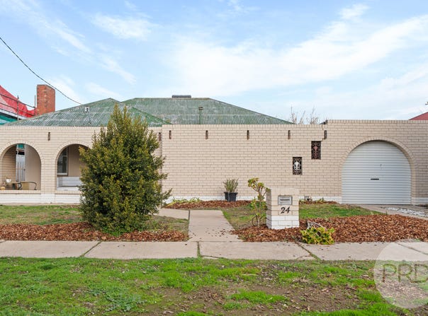 24 Spring Street, Wagga Wagga, NSW 2650