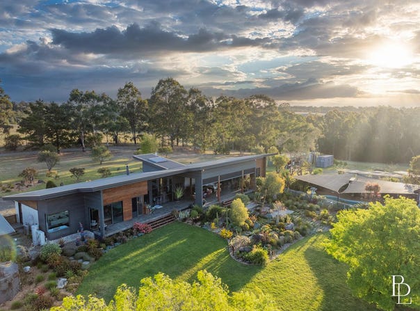17 Greenmeadow Lane, Nowra Hill, NSW 2540