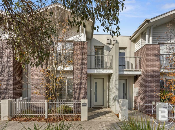6 Swamp Gum Place, Alfredton, Vic 3350