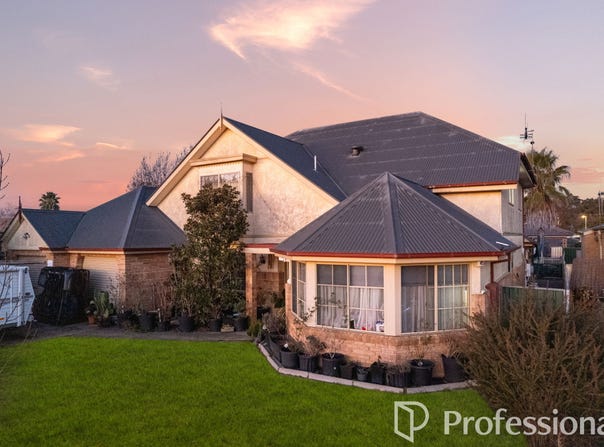 15 Locke Street, Raglan, NSW 2795