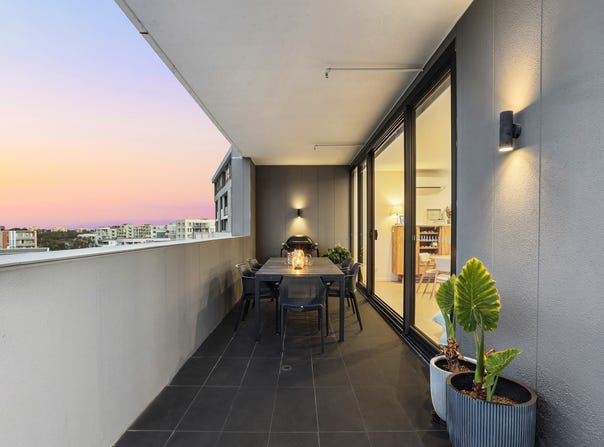 12073/17 Amalfi Drive, Wentworth Point, NSW 2127