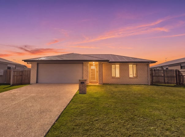 172 Ibis Boulevard, Eli Waters, Qld 4655