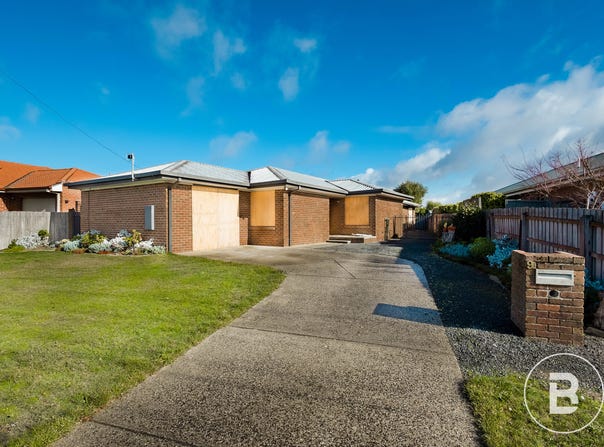 9 Ulswater Road, Wendouree, Vic 3355