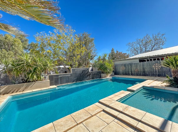 13 Gilbert Place, Larapinta, NT 0875