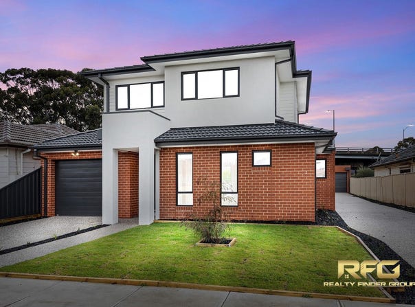 8 Mansfield Ave, Sunshine North, Vic 3020
