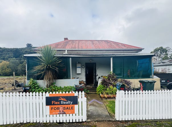 90 Main Street, Zeehan, Tas 7469