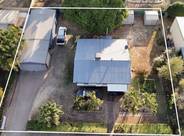 35 Dundas Street, Emerald, Qld 4720