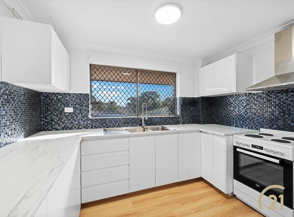 11/118 Wattle Avenue, Carramar, NSW 2163