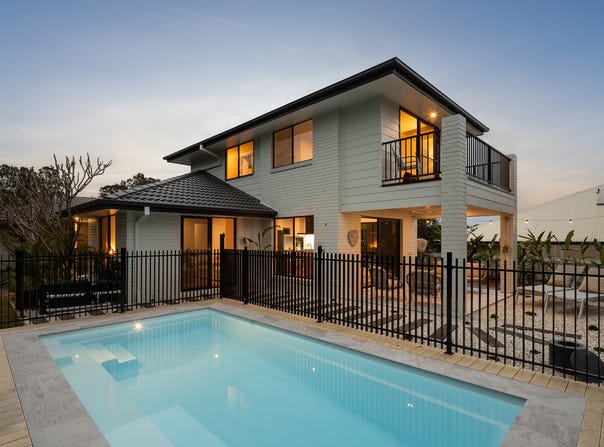 17 Viewland Drive, Mooloolah Valley, Qld 4553
