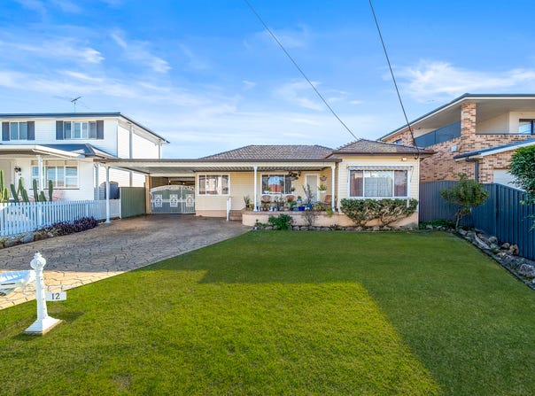 12  Nichols Ave, Revesby, NSW 2212