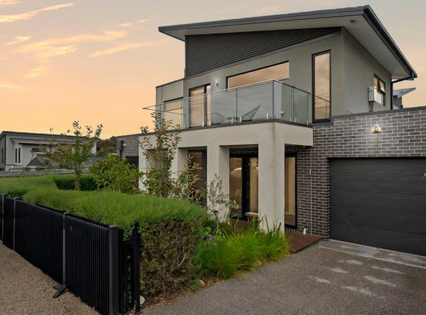 1/50 First Avenue, Rosebud, Vic 3939