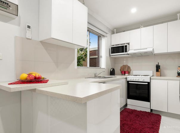 12/10-16 Wetherby Road, Doncaster, Vic 3108