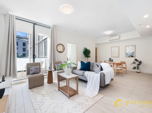 D425/1-39 Lord Sheffield Circuit, Penrith, NSW 2750