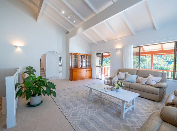 13 Crest Drive, Currumbin, Qld 4223