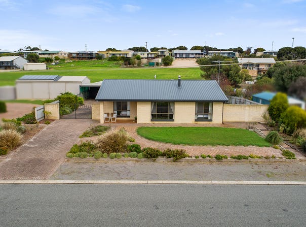 92 Esplanade, Point Turton, SA 5575