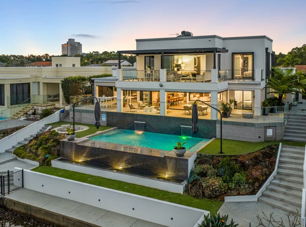 92 Cabana Boulevard, Benowa Waters, Qld 4217
