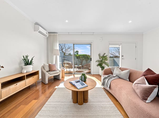 20A Edgeworth Parade, Coombs, ACT 2611