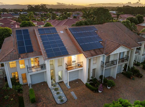 13/60-76 Caseys Road, Hope Island, Qld 4212