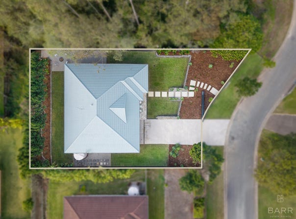15 Regency Crescent, Moggill, Qld 4070