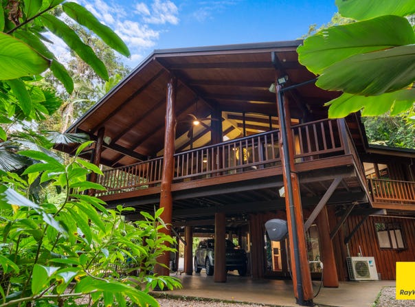 110 Mansfield Street, Earlville, Qld 4870