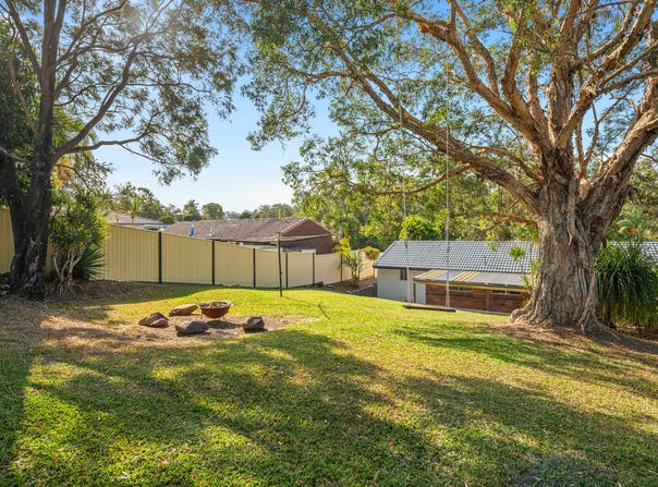 5 Buring Court, Highland Park, Qld 4211