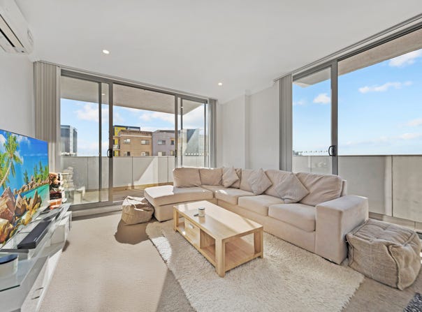 701/2 Lachlan Street, Liverpool, NSW 2170