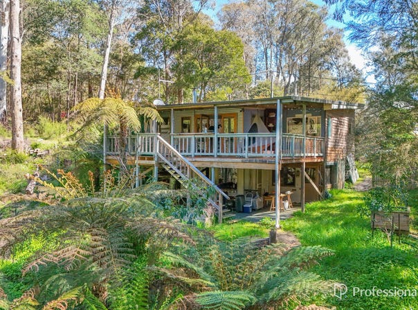 21 Wombat Crescent, East Warburton, Vic 3799