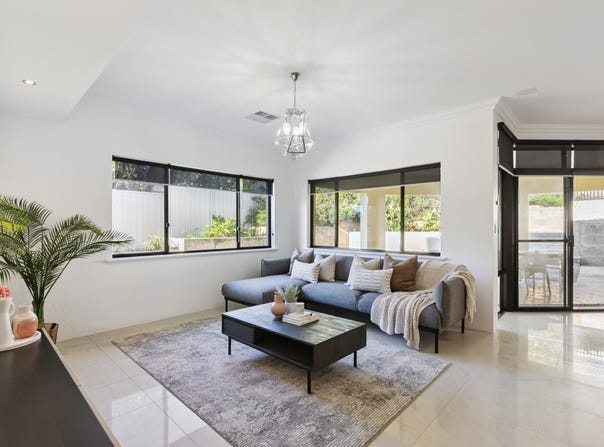 5 Montague Way, Kallaroo, WA 6025