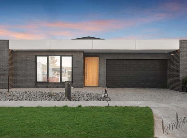 9 Zaatar Street, Mickleham, Vic 3064