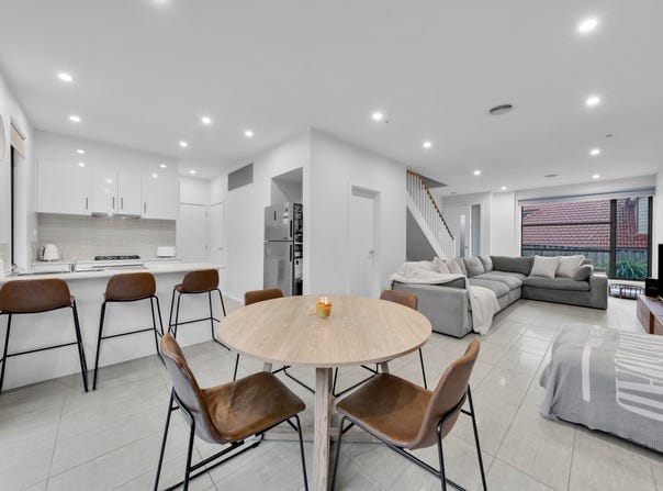 8/44 Mccormicks Road, Skye, Vic 3977