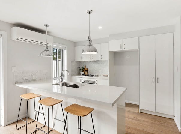 2/202 Northcott Drive, Adamstown Heights, NSW 2289