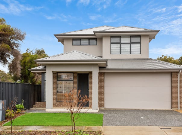 16a St Andrews Way, West Lakes, SA 5021