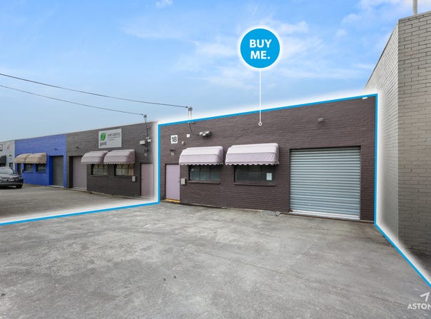 18 Sixth Avenue, Burwood, Vic 3125