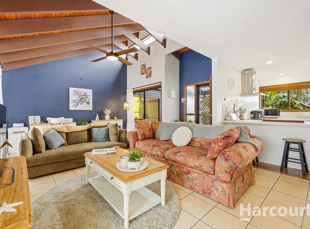 13 Moonlight Avenue, Torquay, Qld 4655