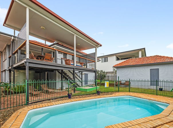 14 Hubbard Street, Wavell Heights, Qld 4012
