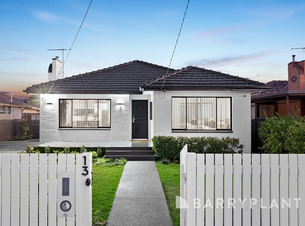 13  Willow Avenue, St Albans, Vic 3021
