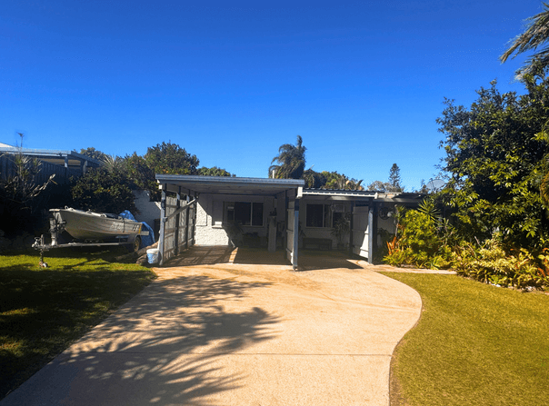 84 Malpas Street, Boyne Island, Qld 4680