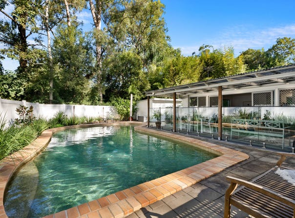 81 Kersley Road, Kenmore, Qld 4069